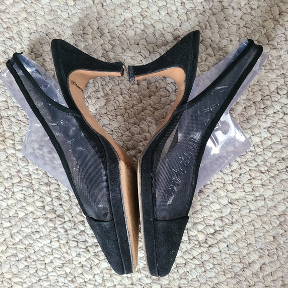 9 vintage heels, sheet and black suede, 3" heel, Italy, Saks Fifth Avenue - Picture 6 of 9